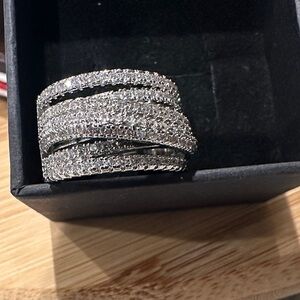 Elegant Silver Women's Ring